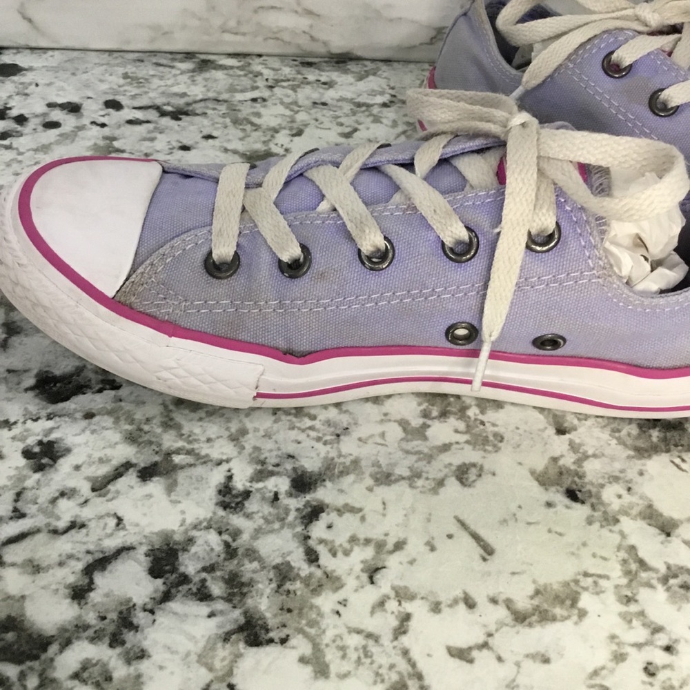 COPY - Girls Chuck Taylor All Star Sneakers - Picture 9 of 14